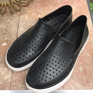 Men’s rubber water/deck shoes